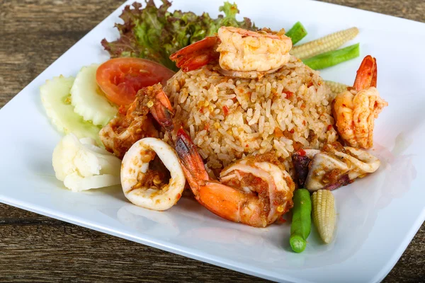 Fried rice with seafood — Stock Photo, Image