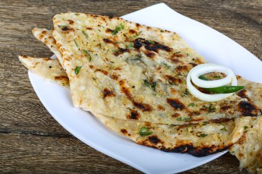 Taze Hint Naan ekmek