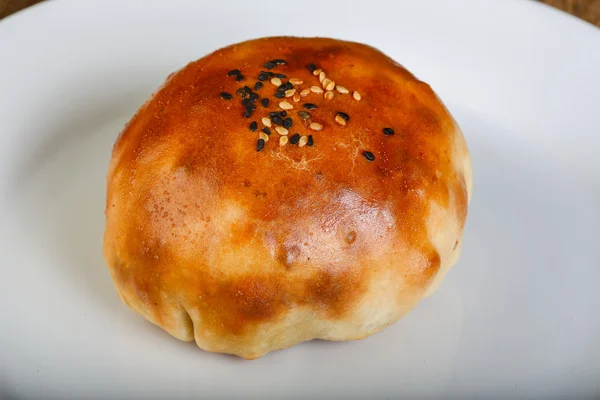 Uzbek traditional pastry - samsa — Stock Photo, Image