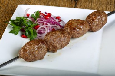 Lezzetli sığır eti kebabı
