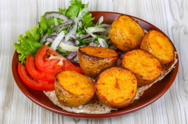 Lezzetli fırında patates