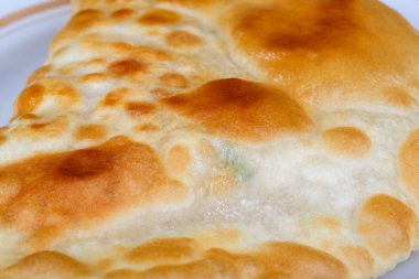 Beyaz mutfak Cheburek