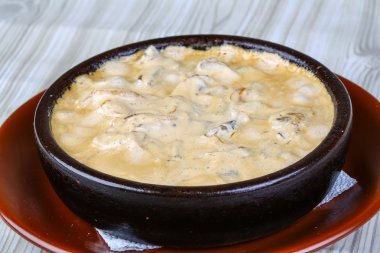 Cocotte julienne mantar ile