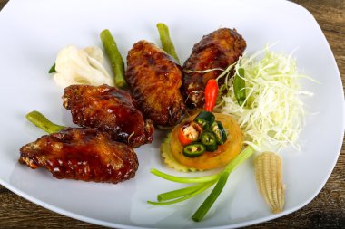 Teriyaki tavuk kanadı