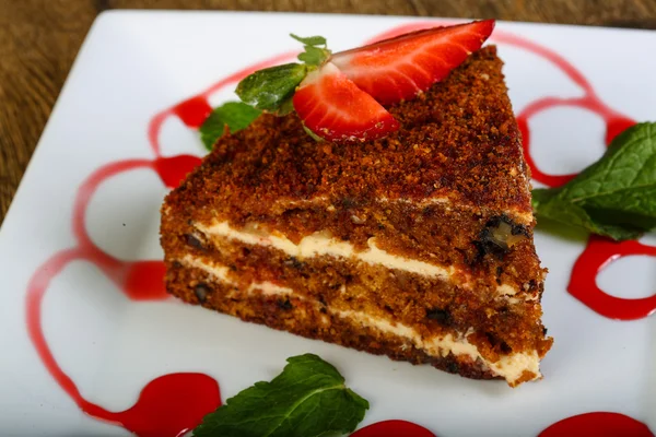 Сладкий торт с клубникой — стоковое фото