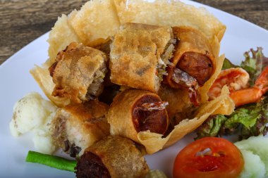 Kızarmış böreği