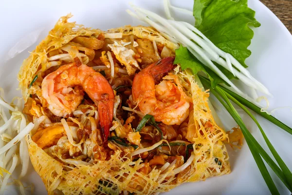 Вкусная таиландская подушечка с креветками — стоковое фото