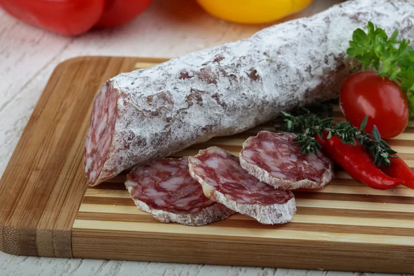 Salsicha de salame delicioso — Fotografia de Stock