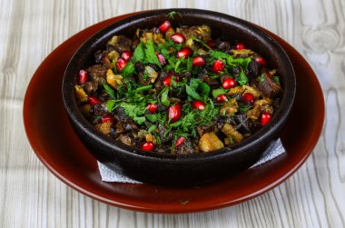 Tavuk eti ile fırında patates