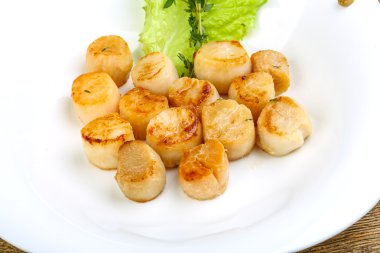 Soslu fırında tarak