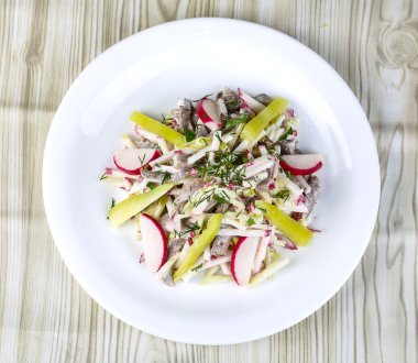 tavuk ve turp salatası