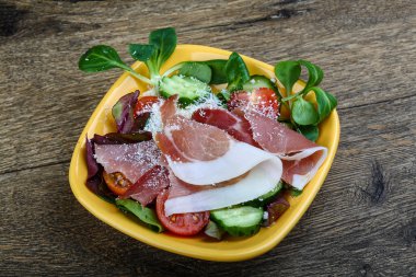 Lezzetli Prosciutto salata