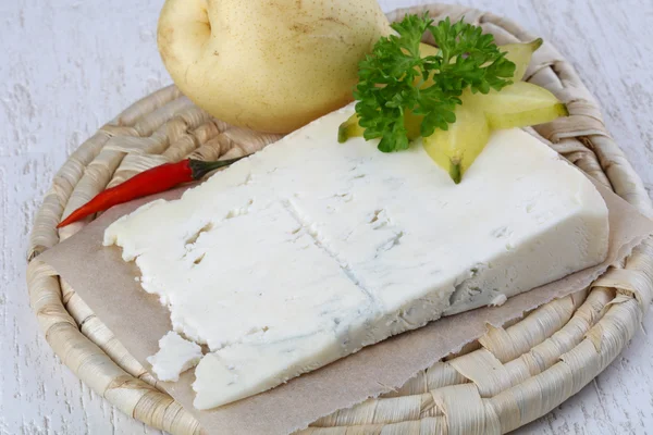 Gorgonzola peyniri ile armut — Stok fotoğraf