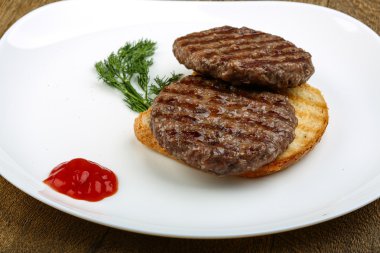 Izgara burger pirzola