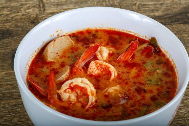 geleneksel Tay tom yam çorbası