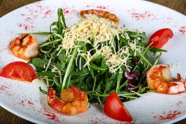 Fresh Salad with prawns — Stock Photo, Image