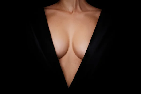 Topless corpo donna che copre il suo seno grande — Foto Stock