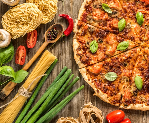 Italiaans eten achtergrond — Stockfoto