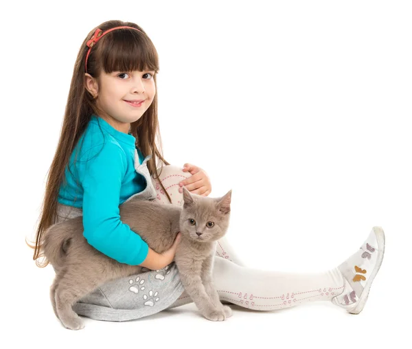 Bonito menina com gato em mãos — Fotografia de Stock