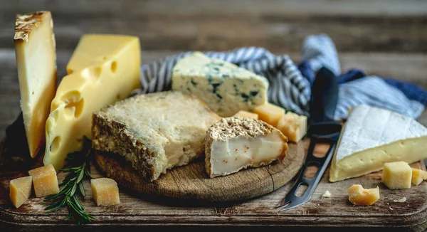 Köstlicher Käse — Stockfoto