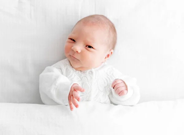 Newborn baby at home — Stock Photo, Image