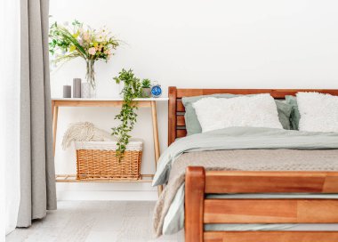 Yataklı modern iç mekan