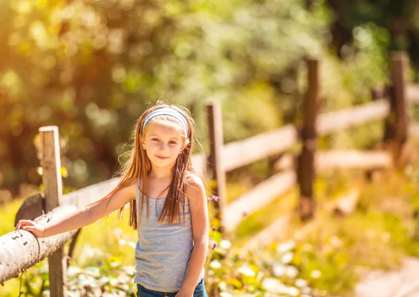 Menina bonita — Fotografia de Stock