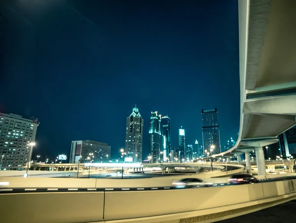 Verkehrsknotenpunkt in Dubai — Stockfoto