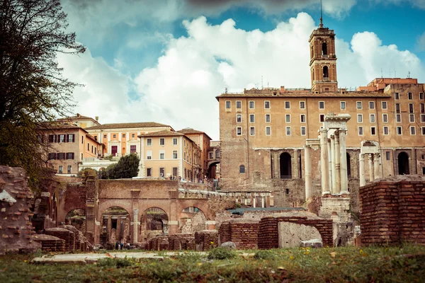 Ruínas romanas em Roma — Fotografia de Stock