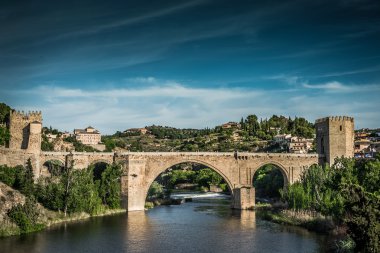 İspanya Toledo'da günbatımı üzerinde