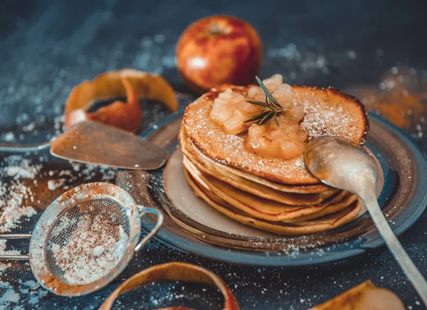 Hemlagade pannkakor — Stockfoto