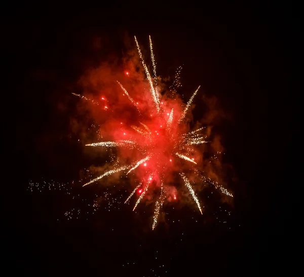 Explosión de fuegos artificiales — Foto de Stock