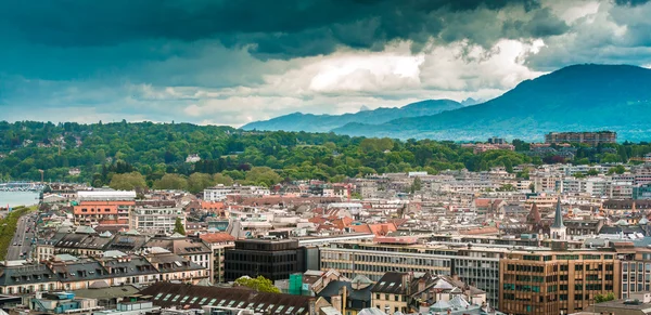 Blick auf die Genfer Altstadt — Stockfoto