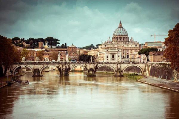 View of Saint Peter cathedral — Stock Photo, Image