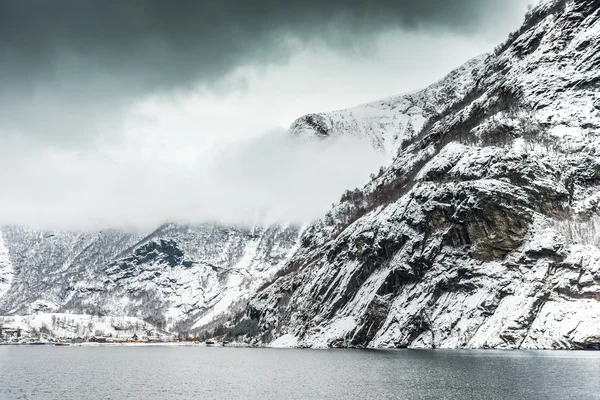 Fjorden in Noorwegen — Stockfoto