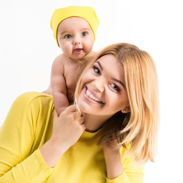 Madre con la sua piccola figlia — Foto Stock