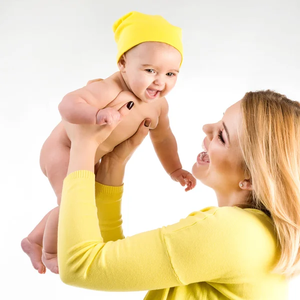 Mamma med hennes lilla dotter — Stockfoto