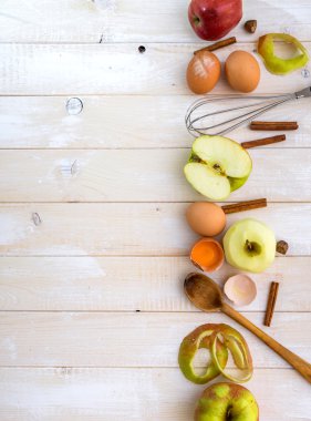 Elmalı turta için Gıda katkı maddeleri