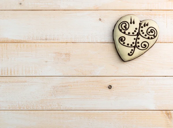 Gingerbread cookie in form of heart — Stock Photo, Image