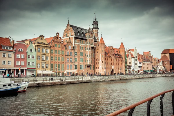 Widoki na nabrzeże w Gdańsku — Zdjęcie stockowe