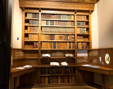 Geçmiş Polonyalı Yahudi Müzesi