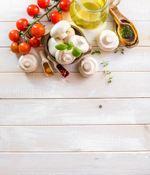 Ingredience na vaření vegetariánské jídlo — Stock fotografie