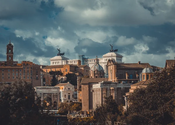 Romeinse ruïnes in Rome — Stockfoto