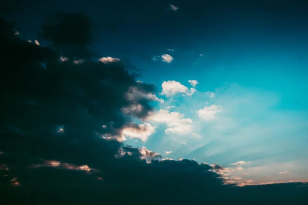 Belas nuvens pôr do sol — Fotografia de Stock