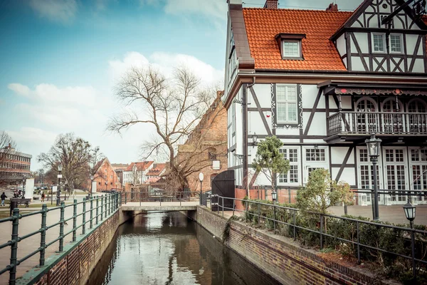 Kanal in der Altstadt von Danzig, Polen — Stockfoto