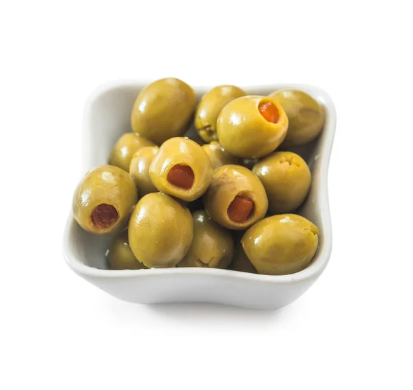 Aceitunas verdes en tazón blanco — Foto de Stock