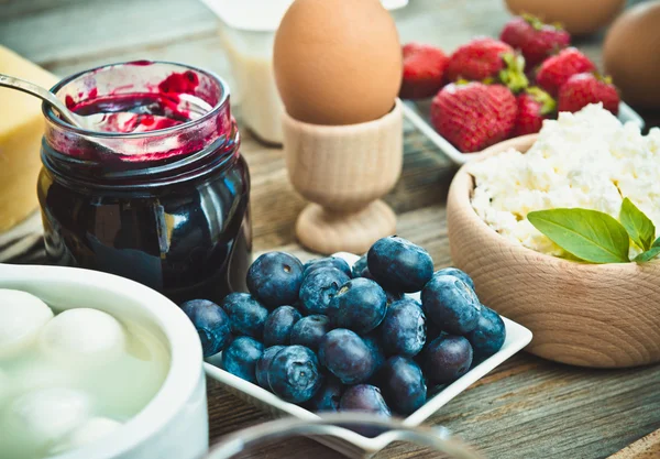 Summer breakfast products — Stock Photo, Image