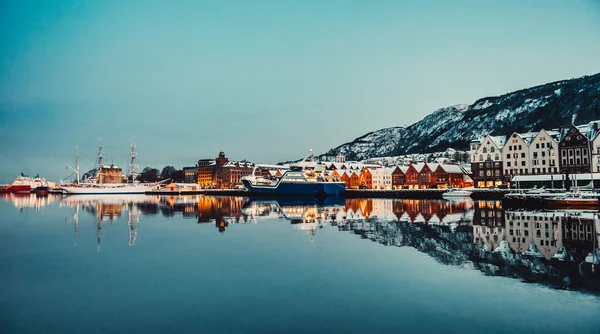 Vista de la mañana en Brujas — Foto de Stock