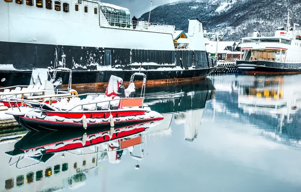 Les fjords norvégiens en hiver — Photo