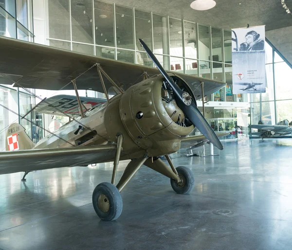 POLONIA - JUL, 2015: Plano de exposición en el Museo de la aviación. Cracovia — Foto de Stock